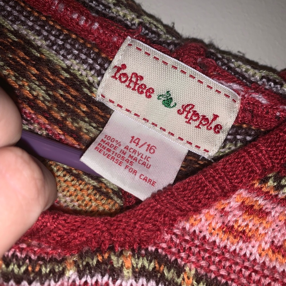 Poncho - Picture 2 of 4